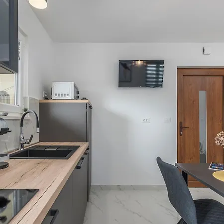Studio Don Apartment *